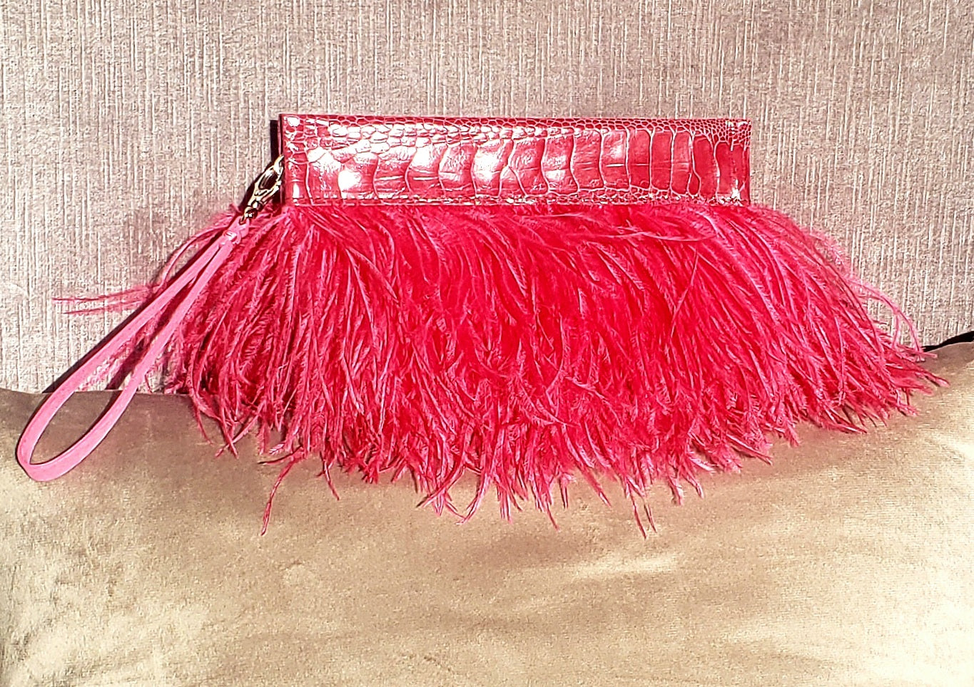 Ostrich Feather Clutch with Ostrich Shin Leather detail